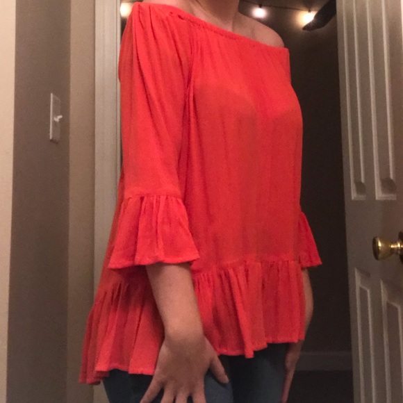 Top - Picture 2 of 6